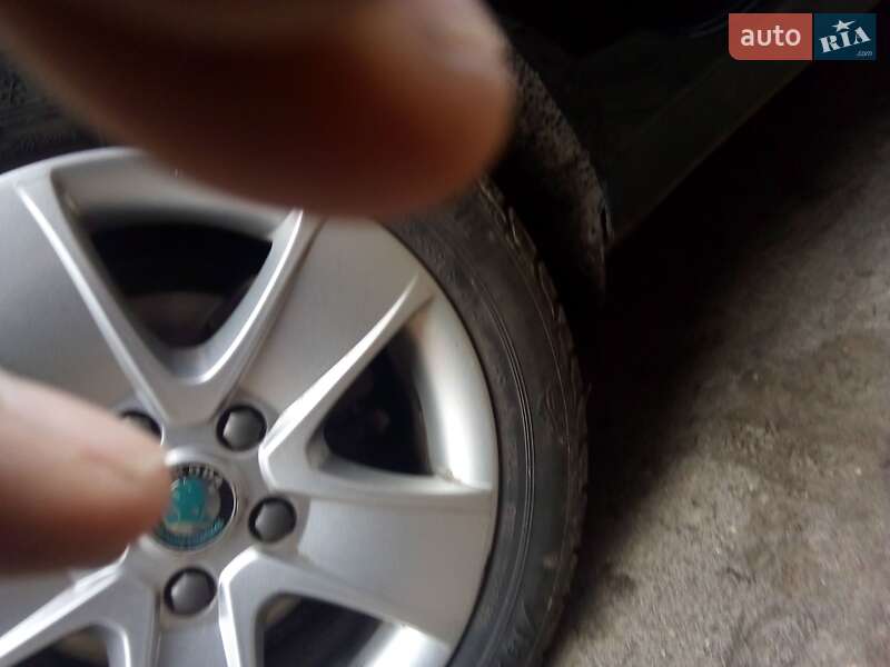 Универсал Skoda Octavia 2011 в Чернигове