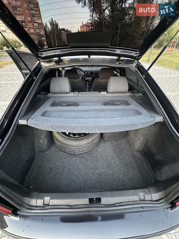 Лифтбек Skoda Octavia 2008 в Днепре