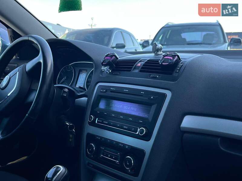 Універсал Skoda Octavia 2011 в Львові фото 33 Універсал Skoda Octavia 2011 в Львові