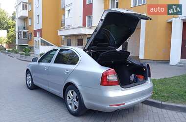 Лифтбек Skoda Octavia 2011 в 
