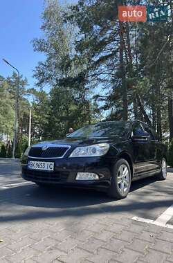 Универсал Skoda Octavia 2009 в Вараше
