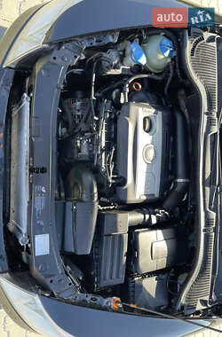 Лифтбек Skoda Octavia 2012 в 