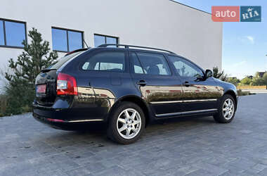 Универсал Skoda Octavia 2012 в 