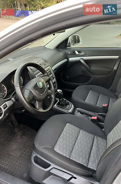 Лифтбек Skoda Octavia 2012 в Полтаве