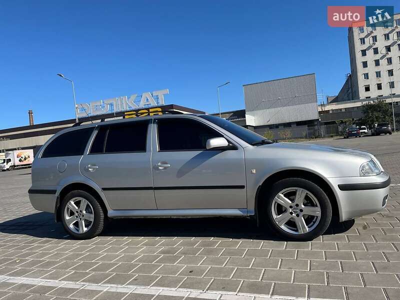Универсал Skoda Octavia 2007 в Черкассах