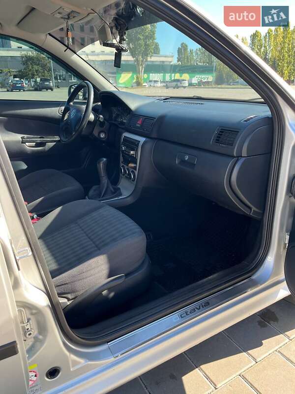 Универсал Skoda Octavia 2007 в Черкассах