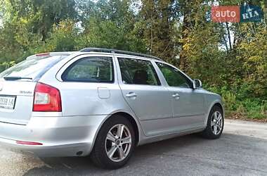 Універсал Skoda Octavia 2009 в Каневі