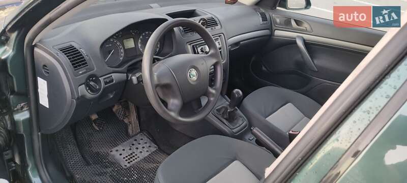 Лифтбек Skoda Octavia 2005 в Сумах