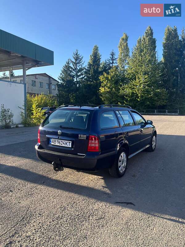 Універсал Skoda Octavia 2004 в Шаргороді