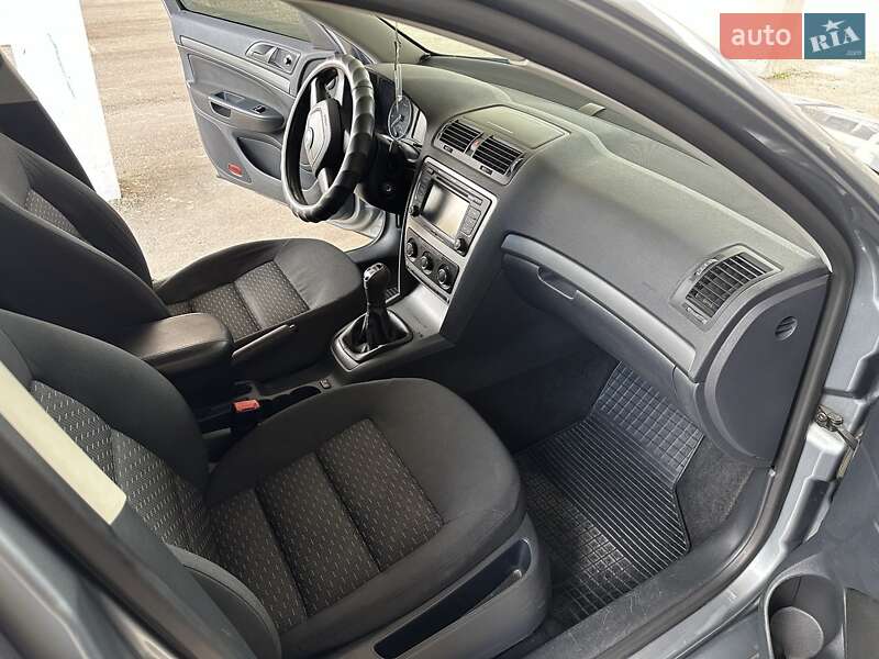 Ліфтбек Skoda Octavia 2012 в Мурованих Курилівцях фото 8 Ліфтбек Skoda Octavia 2012 в Мурованих Курилівцях