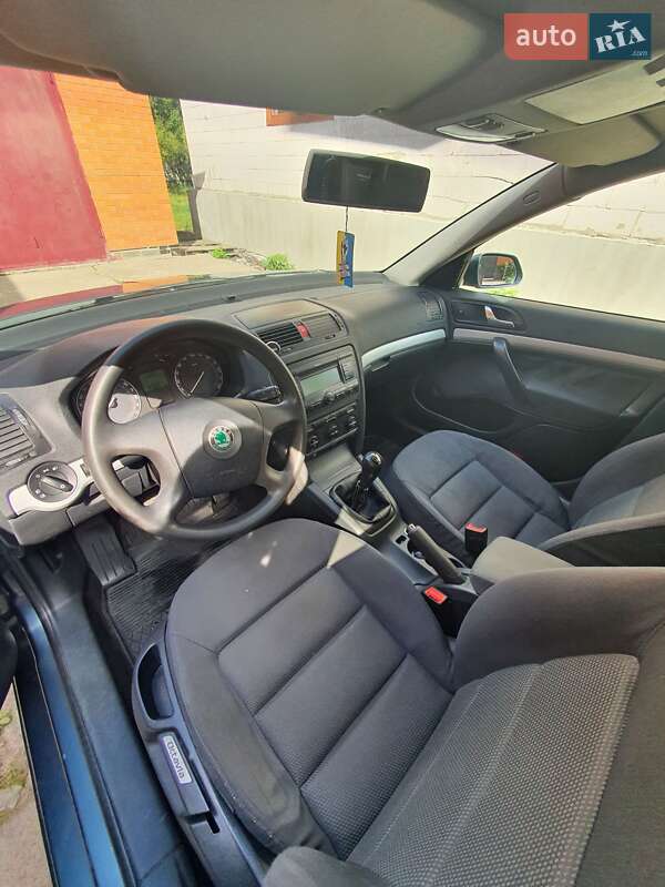 Универсал Skoda Octavia 2005 в Коростышеве