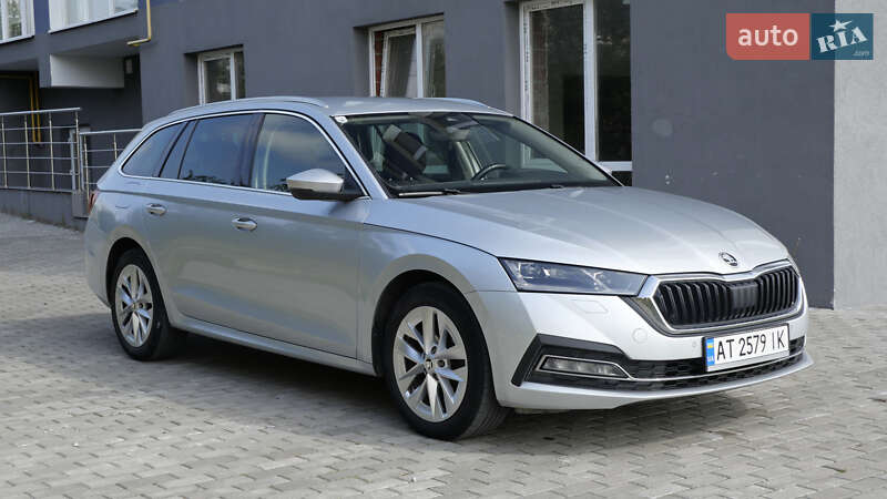 Универсал Skoda Octavia 2020 в Львове