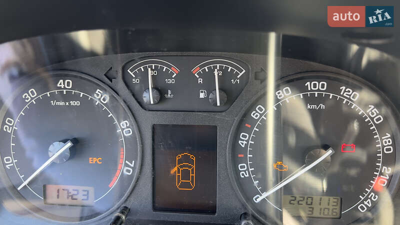 Универсал Skoda Octavia 2003 в Виннице