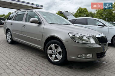 Универсал Skoda Octavia 2010 в Луцке