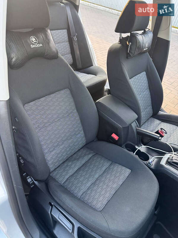 Универсал Skoda Octavia 2010 в Ивано-Франковске