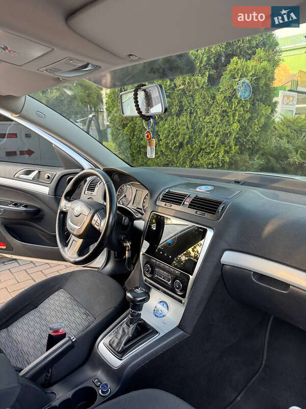 Универсал Skoda Octavia 2010 в Ивано-Франковске