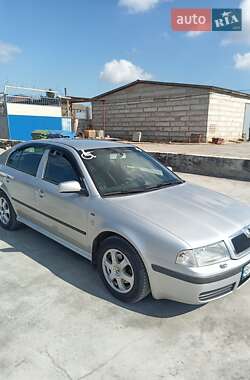 Ліфтбек Skoda Octavia 2002 в 