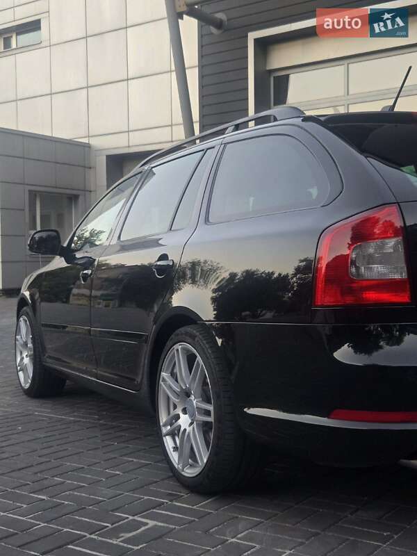 Универсал Skoda Octavia 2012 в Каменском