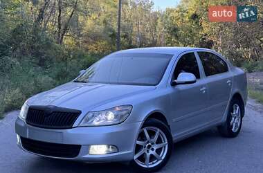 Лифтбек Skoda Octavia 2010 в Днепре