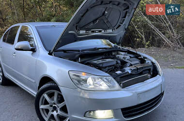 Лифтбек Skoda Octavia 2010 в 