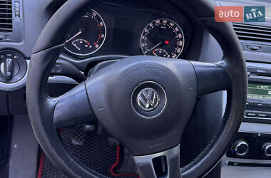 Лифтбек Skoda Octavia 2010 в 