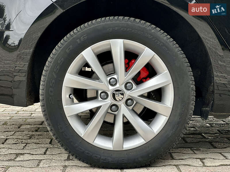 Лифтбек Skoda Octavia 2019 в Луцке