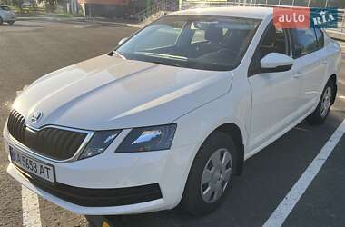 Лифтбек Skoda Octavia 2020 в Киеве