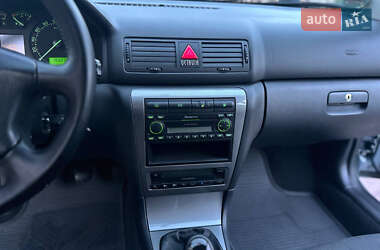 Лифтбек Skoda Octavia 2003 в 