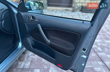 Лифтбек Skoda Octavia 2003 в 