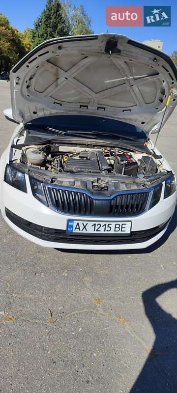 Ліфтбек Skoda Octavia 2018 в Лозовій