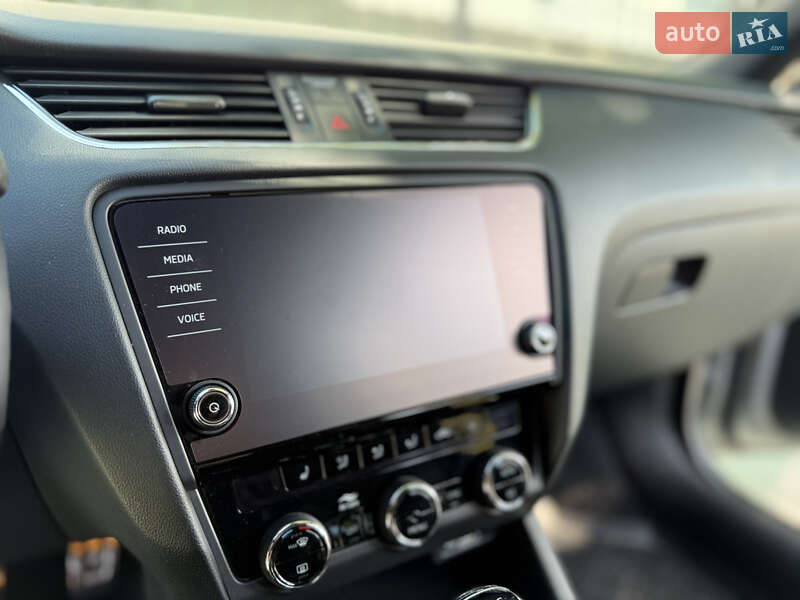 Універсал Skoda Octavia 2019 в Києві фото 27 Універсал Skoda Octavia 2019 в Києві