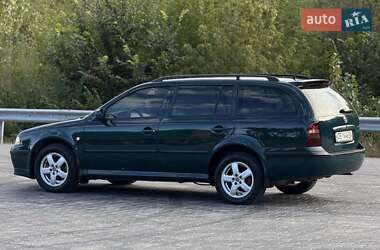 Универсал Skoda Octavia 2001 в 