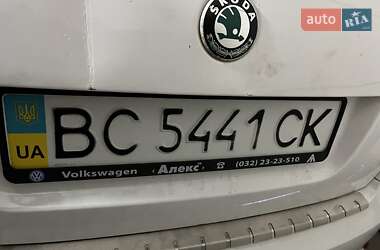 Лифтбек Skoda Octavia 2011 в Львове