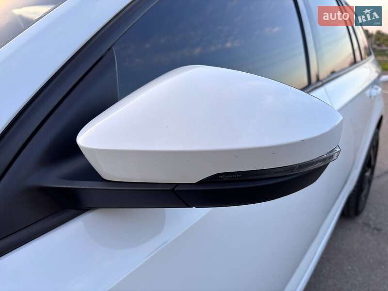 Універсал Skoda Octavia 2018 в Ромнах