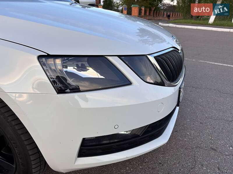 Універсал Skoda Octavia 2018 в Ромнах