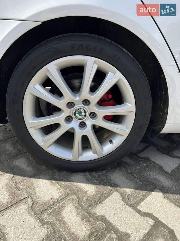 Універсал Skoda Octavia 2011 в Рівному фото 6 Універсал Skoda Octavia 2011 в Рівному