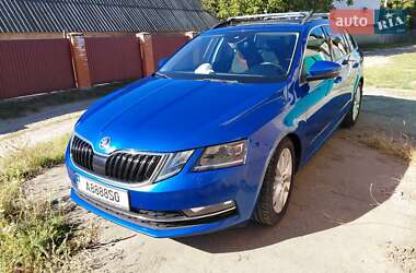Универсал Skoda Octavia 2017 в Василькове