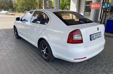 Лифтбек Skoda Octavia 2011 в 