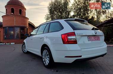 Универсал Skoda Octavia 2020 в 