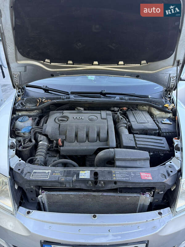 Универсал Skoda Octavia 2008 в Ровно