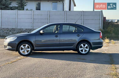 Лифтбек Skoda Octavia 2010 в 