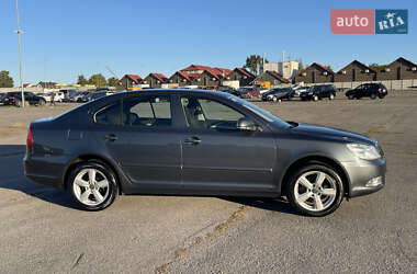 Лифтбек Skoda Octavia 2010 в 