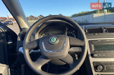 Лифтбек Skoda Octavia 2010 в 