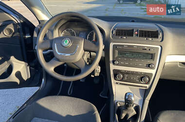 Лифтбек Skoda Octavia 2010 в 