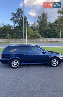 Универсал Skoda Octavia 2000 в 
