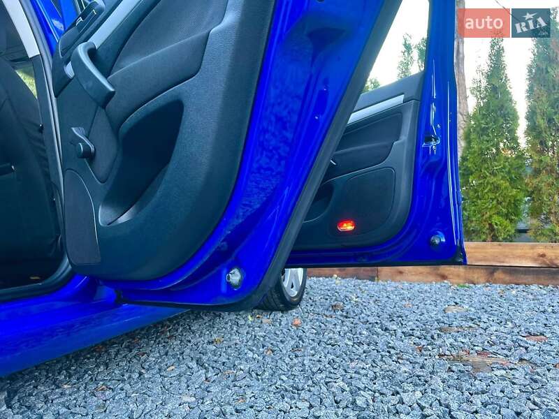 Універсал Skoda Octavia 2010 в Полтаві