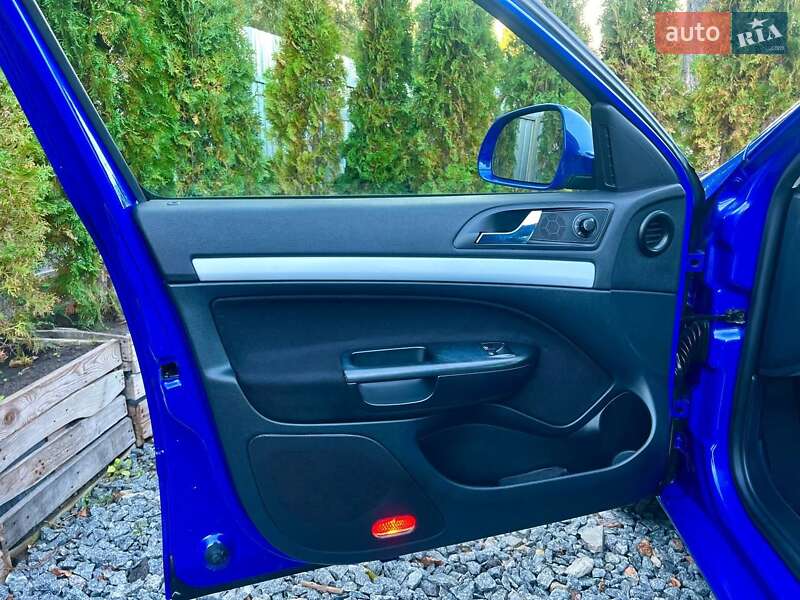 Універсал Skoda Octavia 2010 в Полтаві