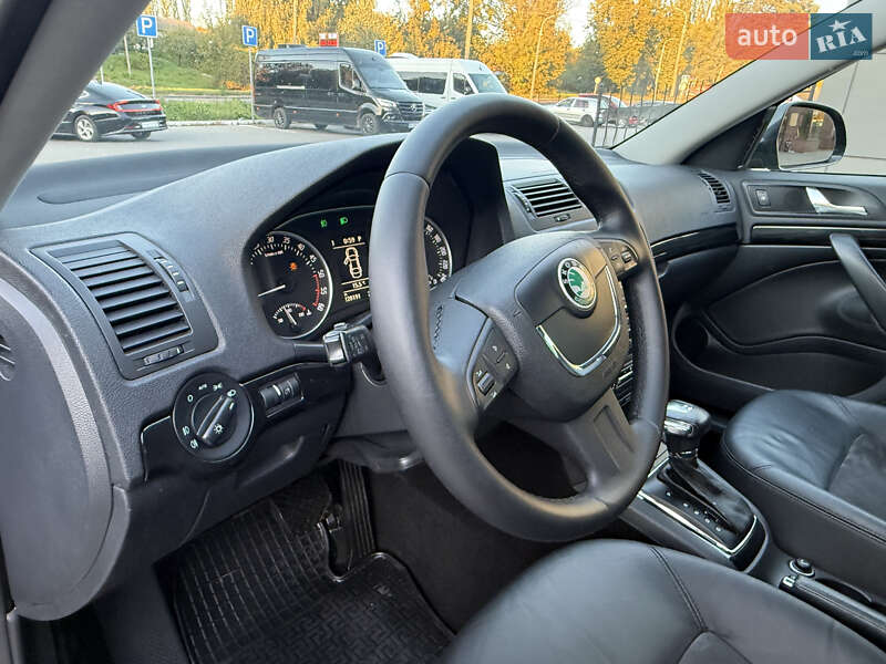 Универсал Skoda Octavia 2011 в Ровно
