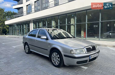 Лифтбек Skoda Octavia 2004 в Ровно