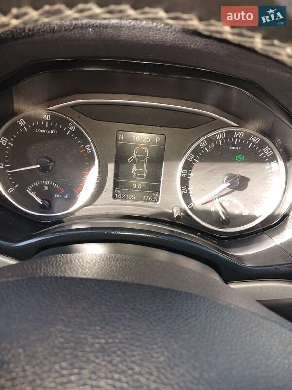 Универсал Skoda Octavia 2012 в Ровно